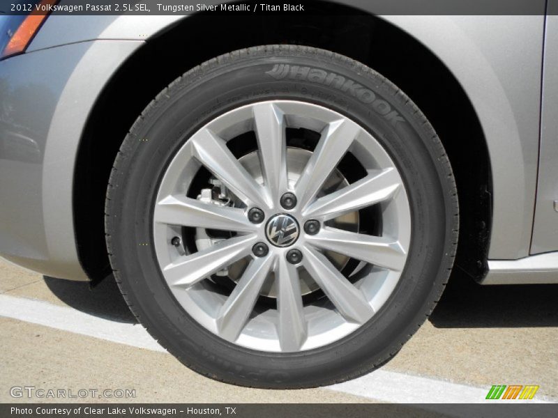 Tungsten Silver Metallic / Titan Black 2012 Volkswagen Passat 2.5L SEL