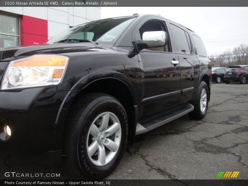 Galaxy Black Metallic / Almond 2010 Nissan Armada SE 4WD