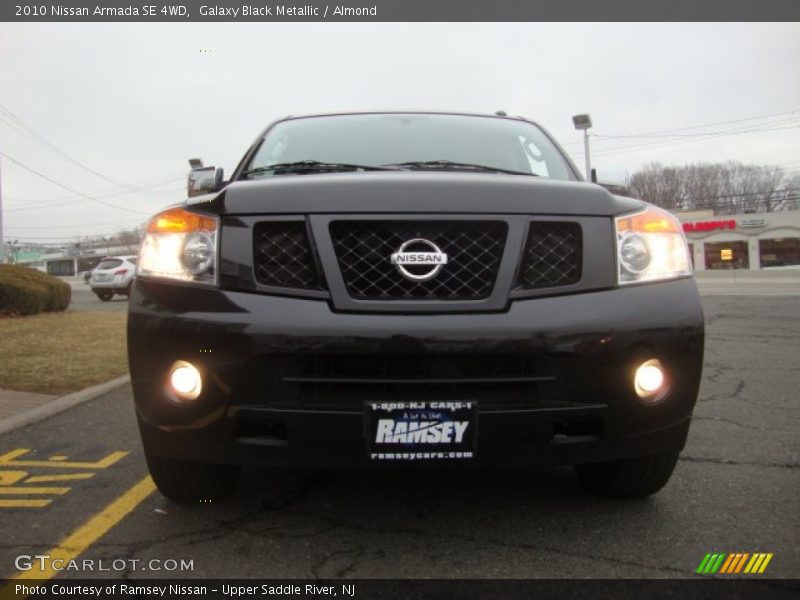 Galaxy Black Metallic / Almond 2010 Nissan Armada SE 4WD