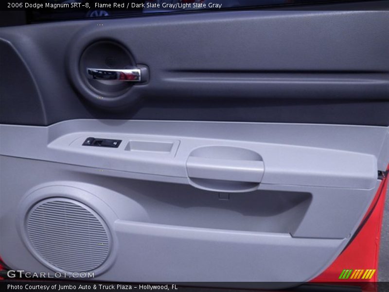 Flame Red / Dark Slate Gray/Light Slate Gray 2006 Dodge Magnum SRT-8