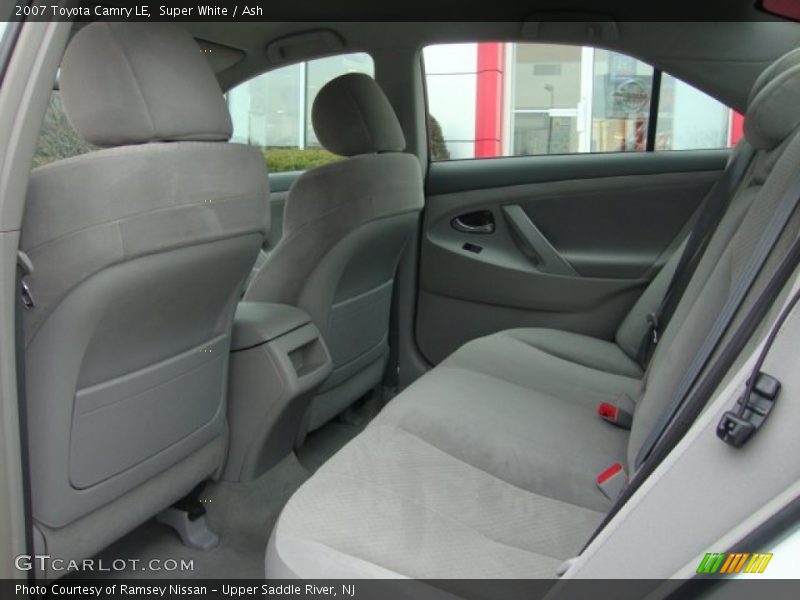 Super White / Ash 2007 Toyota Camry LE