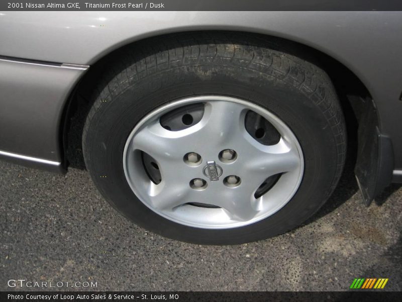 Titanium Frost Pearl / Dusk 2001 Nissan Altima GXE