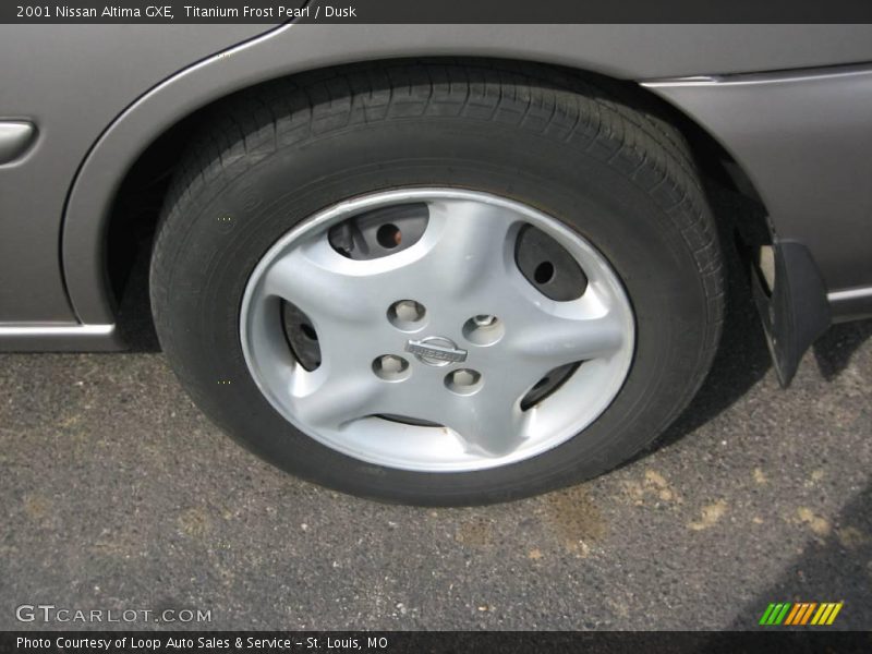 Titanium Frost Pearl / Dusk 2001 Nissan Altima GXE