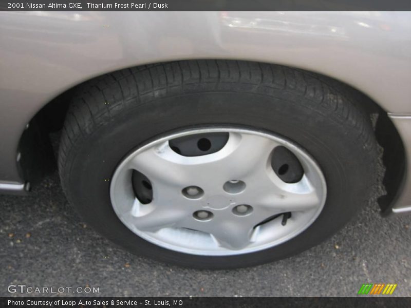 Titanium Frost Pearl / Dusk 2001 Nissan Altima GXE