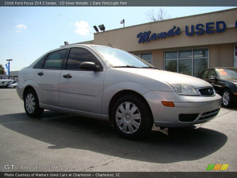 CD Silver Metallic / Dark Flint/Light Flint 2006 Ford Focus ZX4 S Sedan