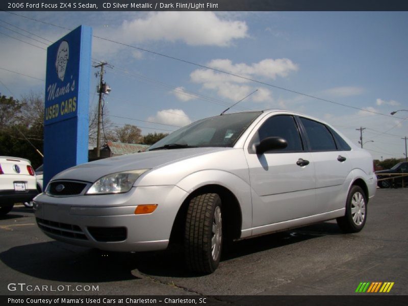 CD Silver Metallic / Dark Flint/Light Flint 2006 Ford Focus ZX4 S Sedan