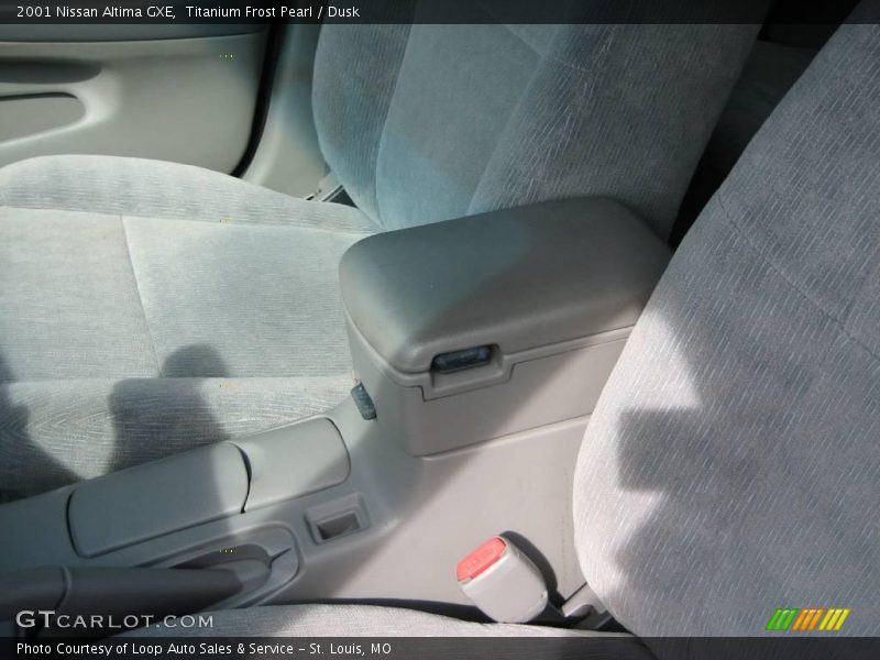 Titanium Frost Pearl / Dusk 2001 Nissan Altima GXE