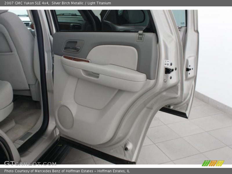 Silver Birch Metallic / Light Titanium 2007 GMC Yukon SLE 4x4