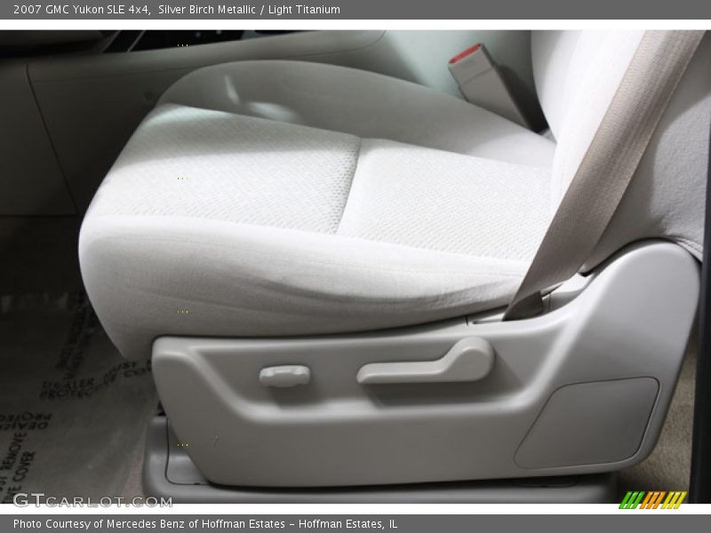 Silver Birch Metallic / Light Titanium 2007 GMC Yukon SLE 4x4