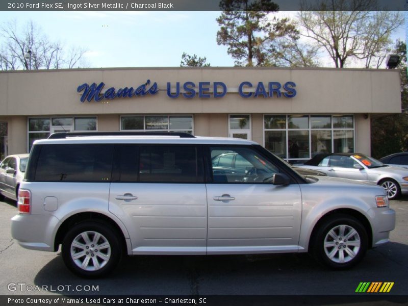 Ingot Silver Metallic / Charcoal Black 2010 Ford Flex SE