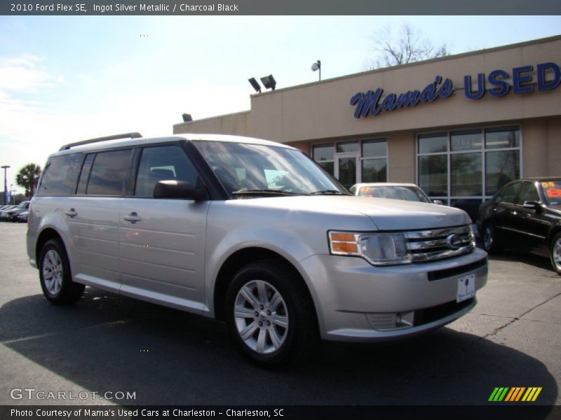 Ingot Silver Metallic / Charcoal Black 2010 Ford Flex SE