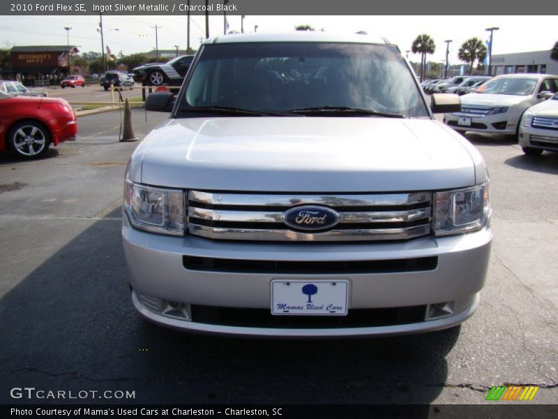 Ingot Silver Metallic / Charcoal Black 2010 Ford Flex SE