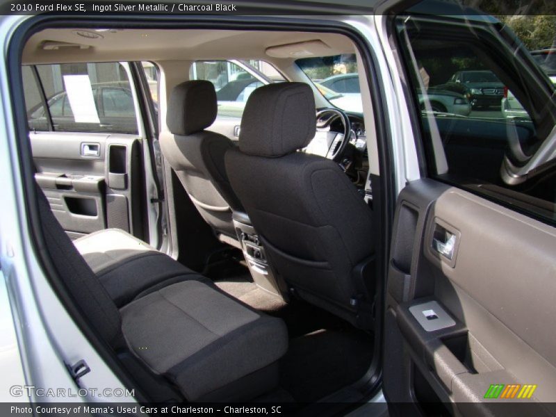 Ingot Silver Metallic / Charcoal Black 2010 Ford Flex SE