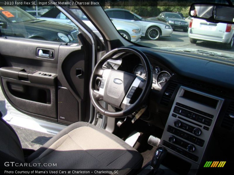 Ingot Silver Metallic / Charcoal Black 2010 Ford Flex SE