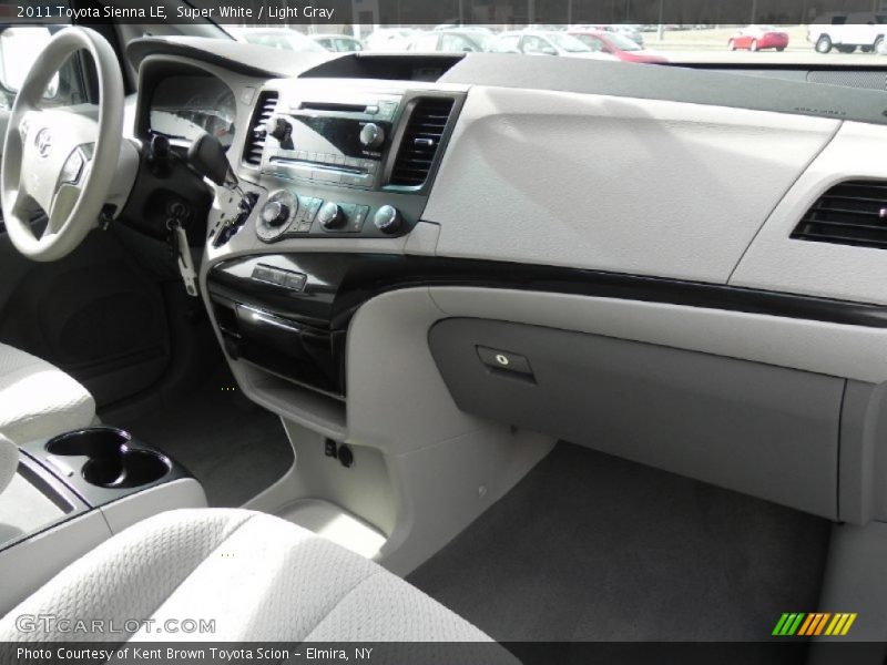 Super White / Light Gray 2011 Toyota Sienna LE