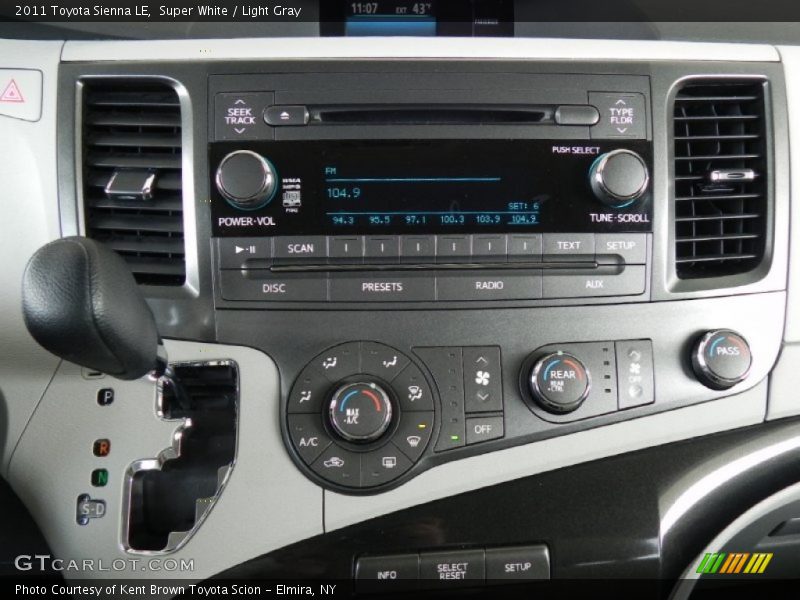 Super White / Light Gray 2011 Toyota Sienna LE