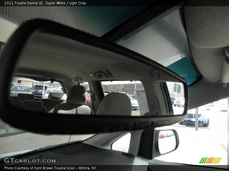Super White / Light Gray 2011 Toyota Sienna LE