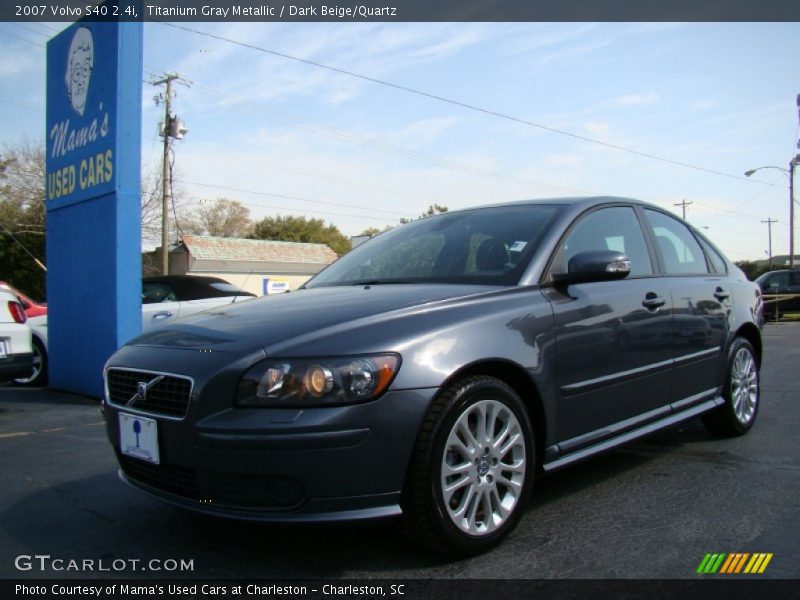 Titanium Gray Metallic / Dark Beige/Quartz 2007 Volvo S40 2.4i