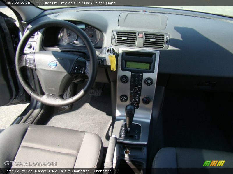 Titanium Gray Metallic / Dark Beige/Quartz 2007 Volvo S40 2.4i