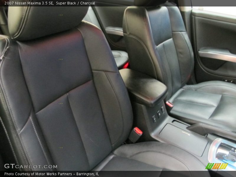 Super Black / Charcoal 2007 Nissan Maxima 3.5 SE