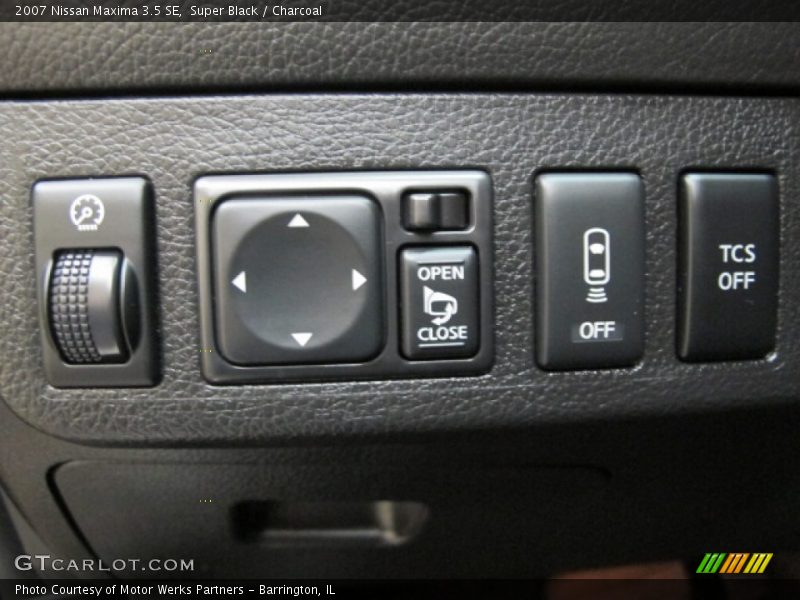 Super Black / Charcoal 2007 Nissan Maxima 3.5 SE