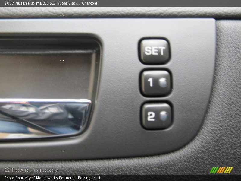 Super Black / Charcoal 2007 Nissan Maxima 3.5 SE
