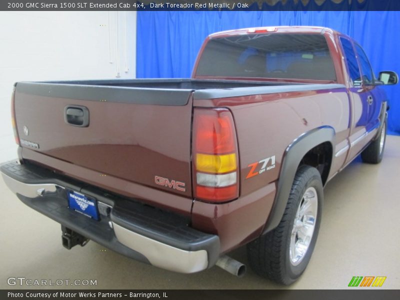 Dark Toreador Red Metallic / Oak 2000 GMC Sierra 1500 SLT Extended Cab 4x4
