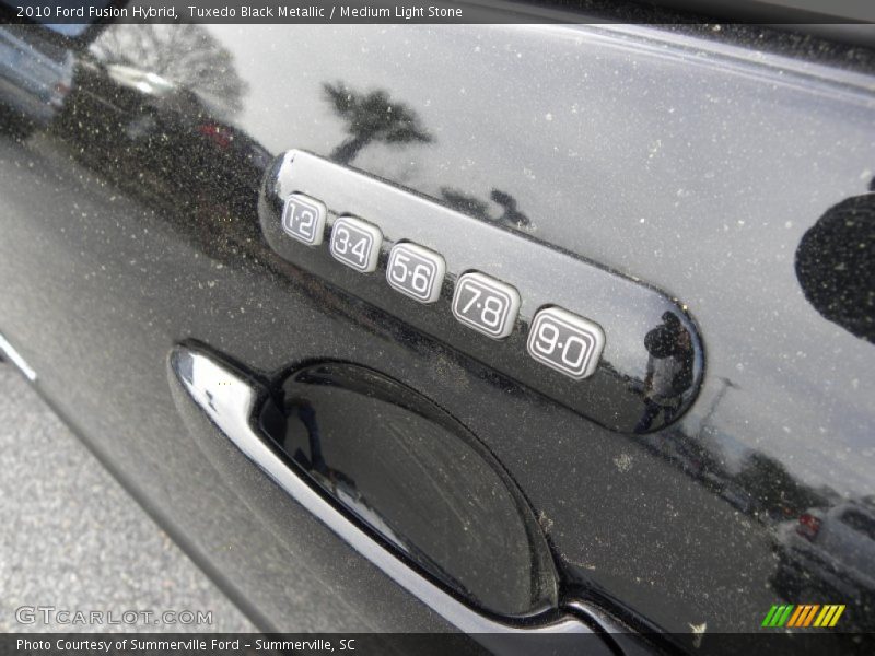 Tuxedo Black Metallic / Medium Light Stone 2010 Ford Fusion Hybrid