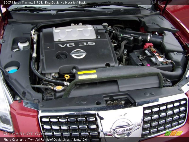 Red Opulence Metallic / Black 2005 Nissan Maxima 3.5 SE