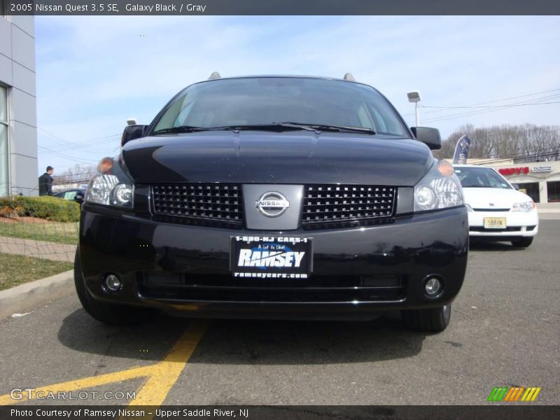 Galaxy Black / Gray 2005 Nissan Quest 3.5 SE