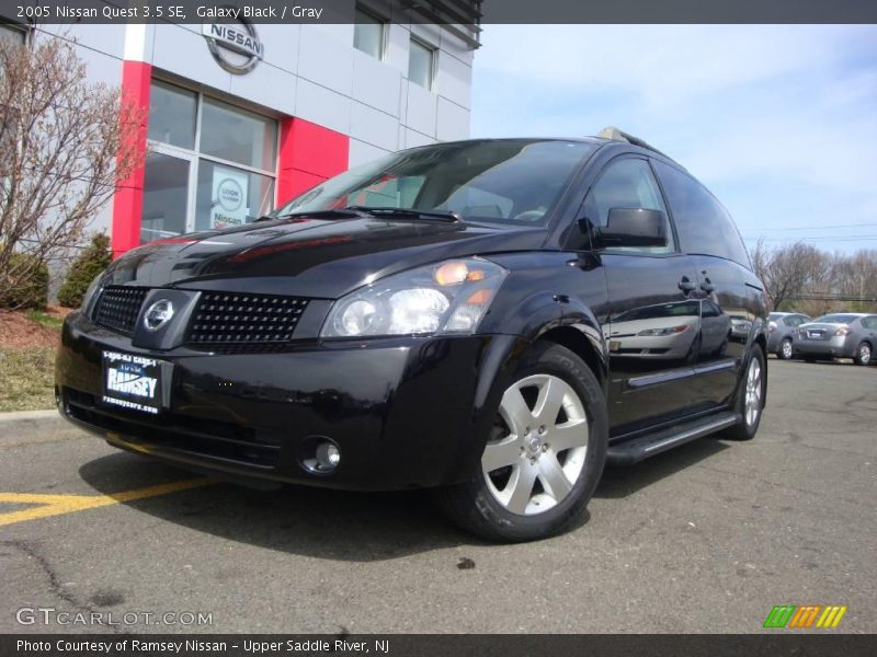 Galaxy Black / Gray 2005 Nissan Quest 3.5 SE