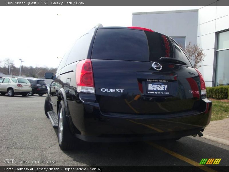 Galaxy Black / Gray 2005 Nissan Quest 3.5 SE