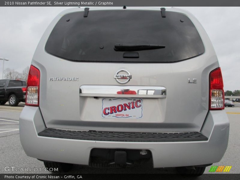 Silver Lightning Metallic / Graphite 2010 Nissan Pathfinder SE