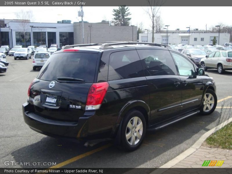 Galaxy Black / Gray 2005 Nissan Quest 3.5 SE