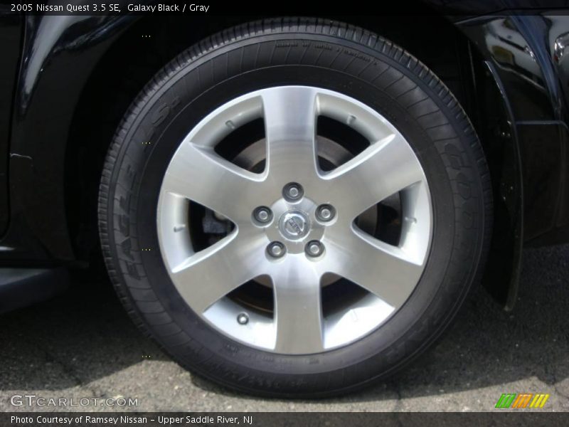 Galaxy Black / Gray 2005 Nissan Quest 3.5 SE