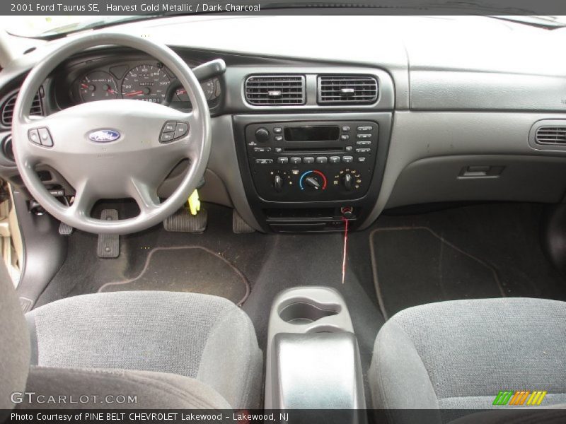 Harvest Gold Metallic / Dark Charcoal 2001 Ford Taurus SE