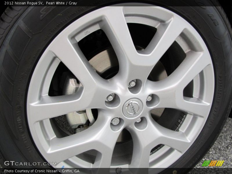 Pearl White / Gray 2012 Nissan Rogue SV