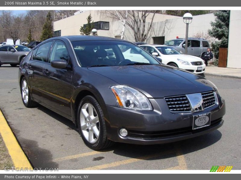 Smoke Metallic / Black 2006 Nissan Maxima 3.5 SE