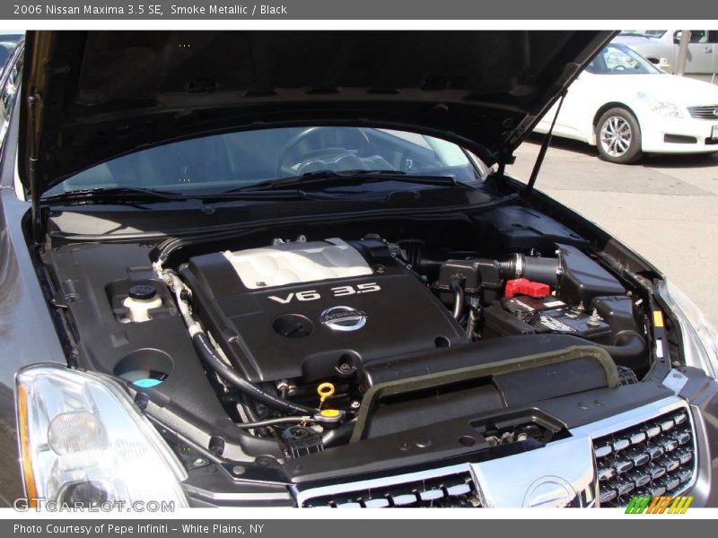 Smoke Metallic / Black 2006 Nissan Maxima 3.5 SE