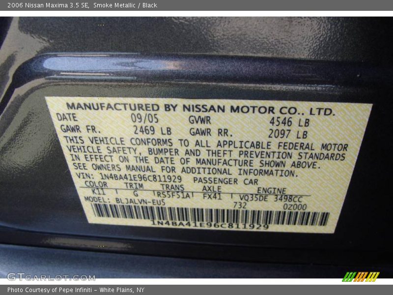 Smoke Metallic / Black 2006 Nissan Maxima 3.5 SE