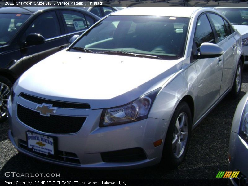 Silver Ice Metallic / Jet Black 2012 Chevrolet Cruze LT