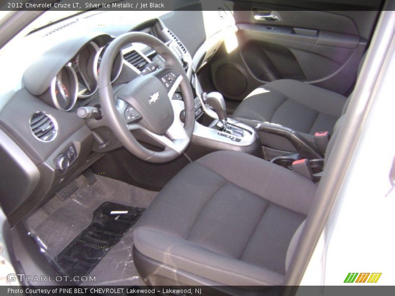 Silver Ice Metallic / Jet Black 2012 Chevrolet Cruze LT