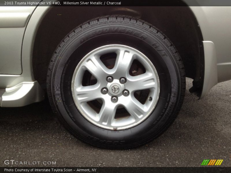 Millenium Silver Metallic / Charcoal 2003 Toyota Highlander V6 4WD