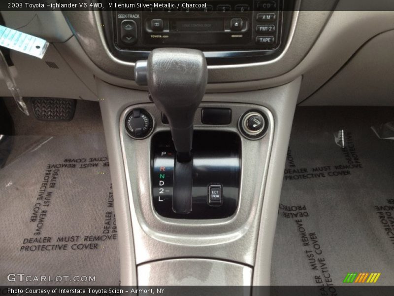 Millenium Silver Metallic / Charcoal 2003 Toyota Highlander V6 4WD