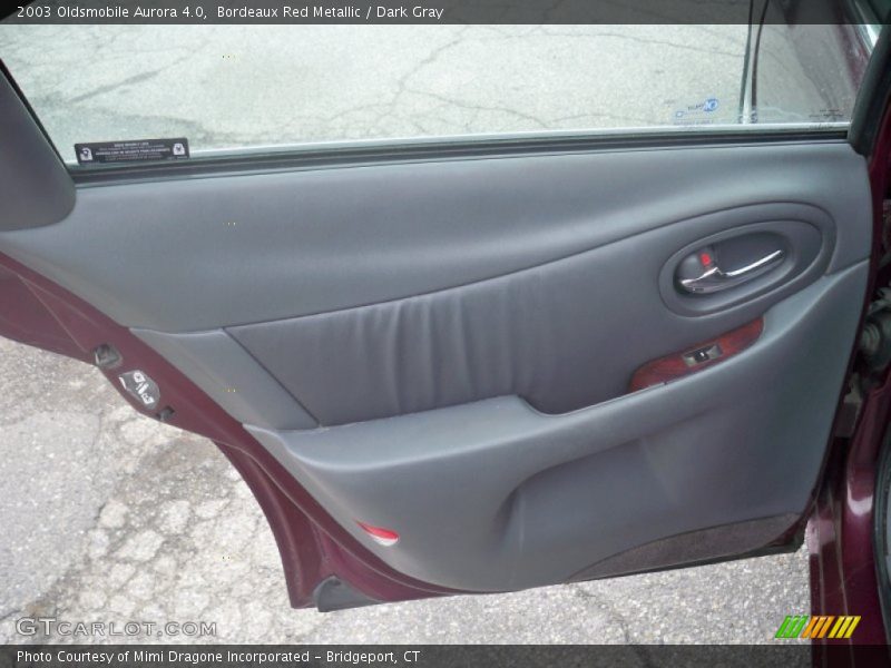 Bordeaux Red Metallic / Dark Gray 2003 Oldsmobile Aurora 4.0