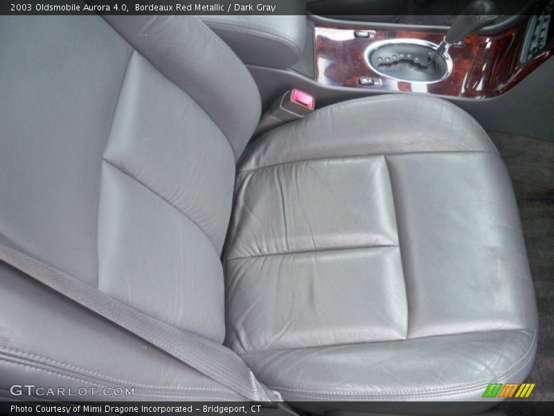 Bordeaux Red Metallic / Dark Gray 2003 Oldsmobile Aurora 4.0