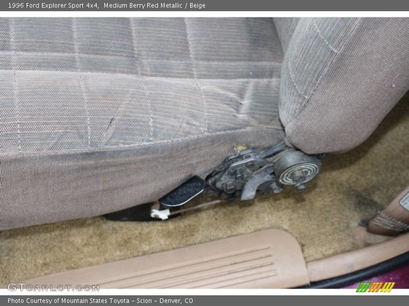 Medium Berry Red Metallic / Beige 1996 Ford Explorer Sport 4x4