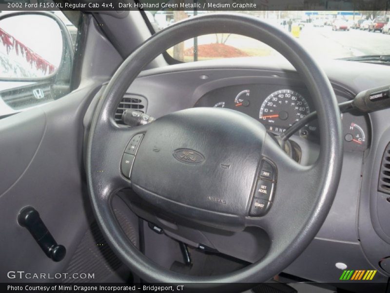 Dark Highland Green Metallic / Medium Graphite 2002 Ford F150 XL Regular Cab 4x4