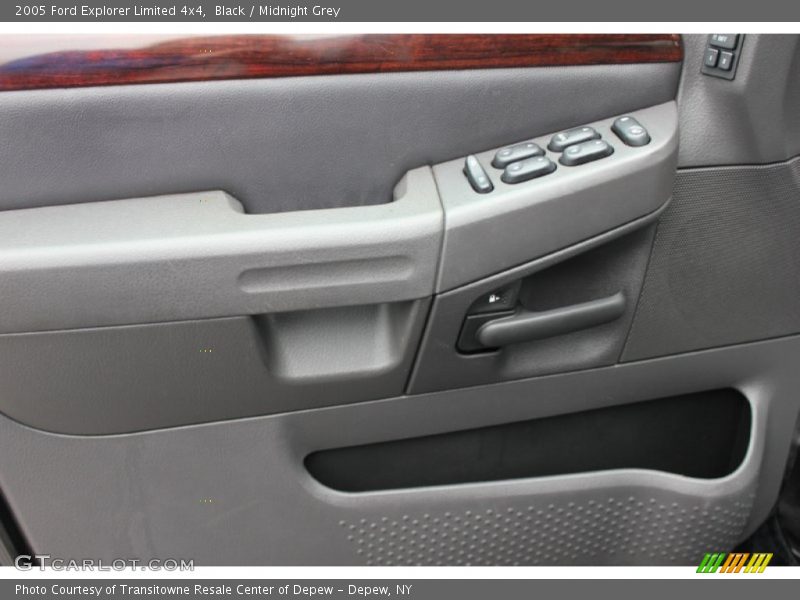 Black / Midnight Grey 2005 Ford Explorer Limited 4x4