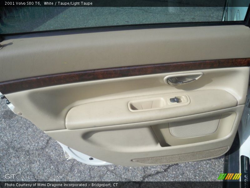 White / Taupe/Light Taupe 2001 Volvo S80 T6